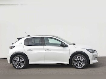 Used Peugeot 208 2020 for sale - 77417437: Photo