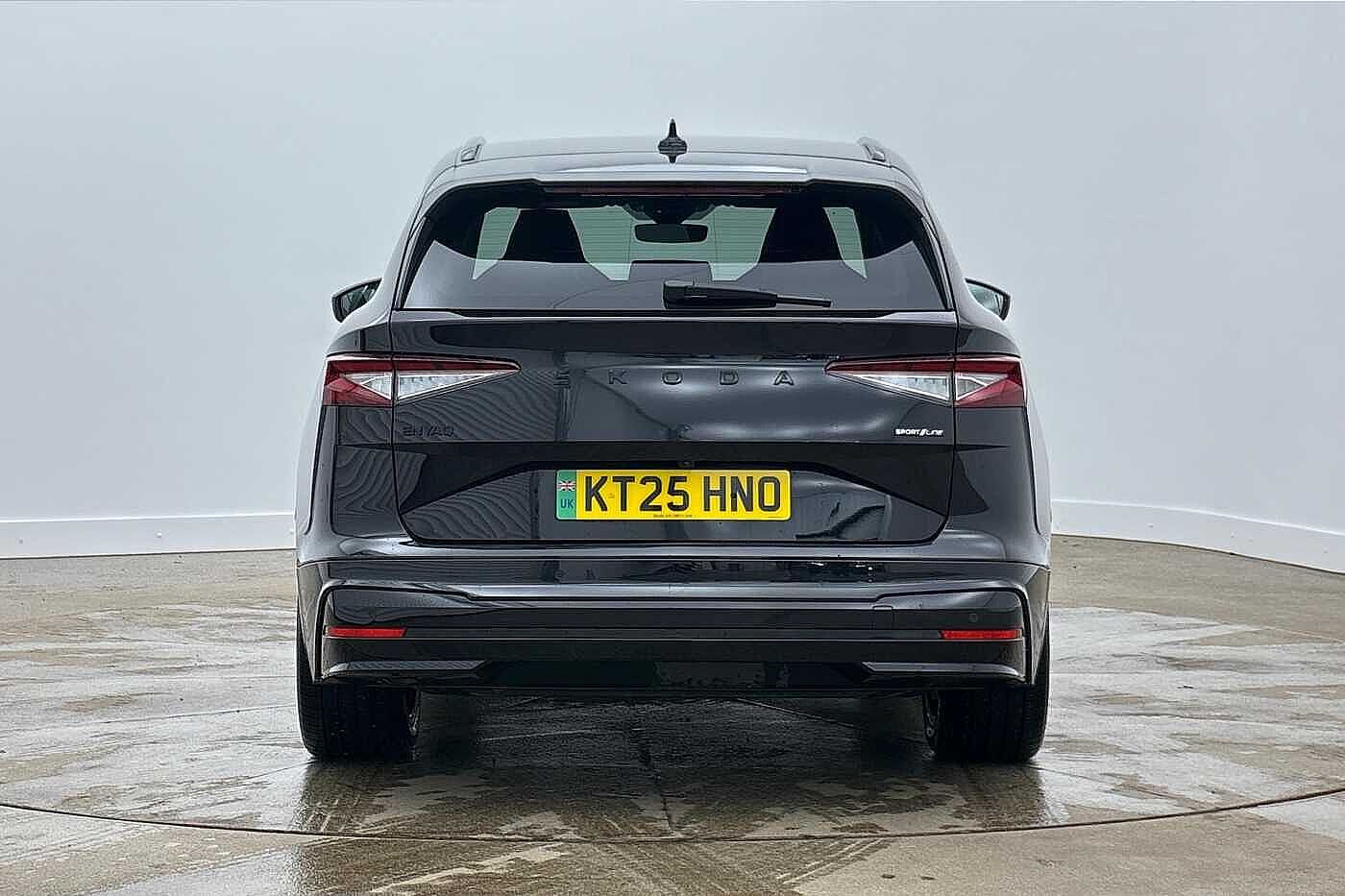 Used Skoda Enyaq 2025 for sale - 77974652: Photo 8