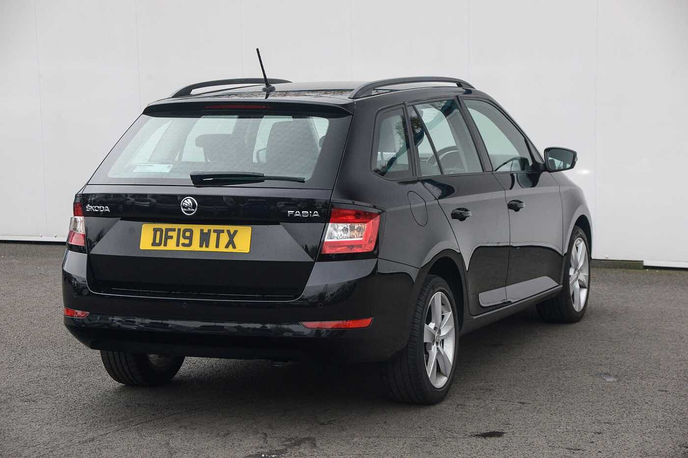 Used Skoda Fabia 2019 for sale - 76673757: Photo 8