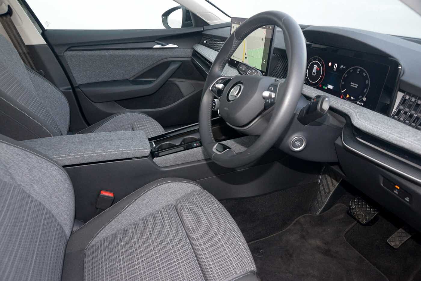 Used Skoda Superb 2024 for sale - 76677502: Photo 6