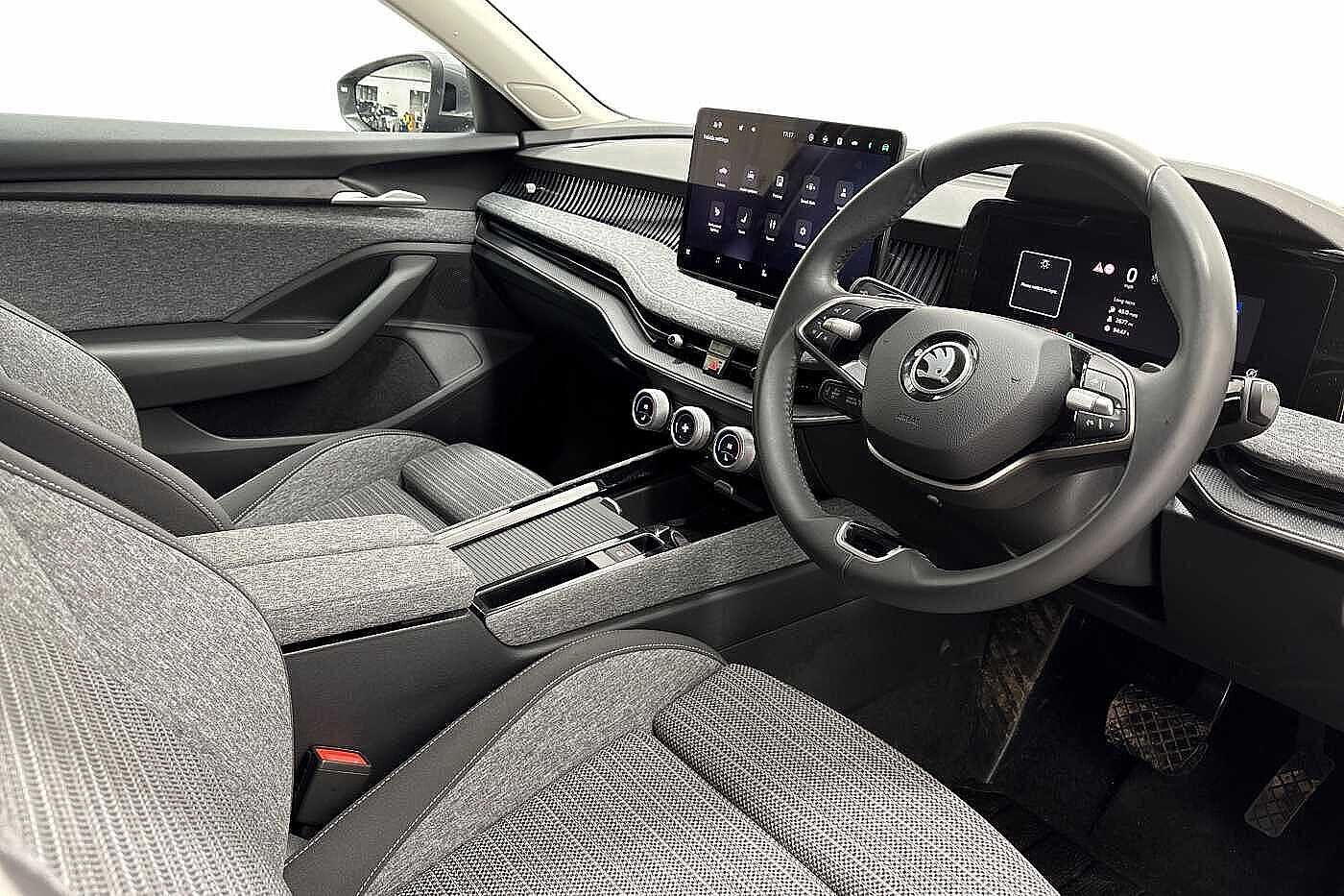 Used Skoda Superb 2024 for sale - 77334434: Photo 6