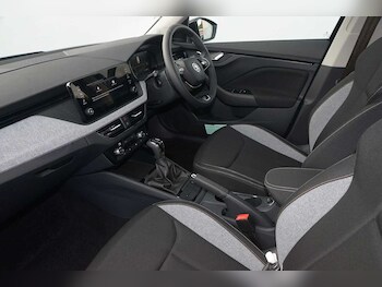 Used Skoda Kamiq 2024 for sale - 76287479: Photo 2