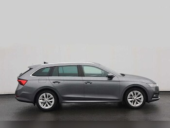 Used Skoda Octavia 2022 for sale - 77558738: Photo