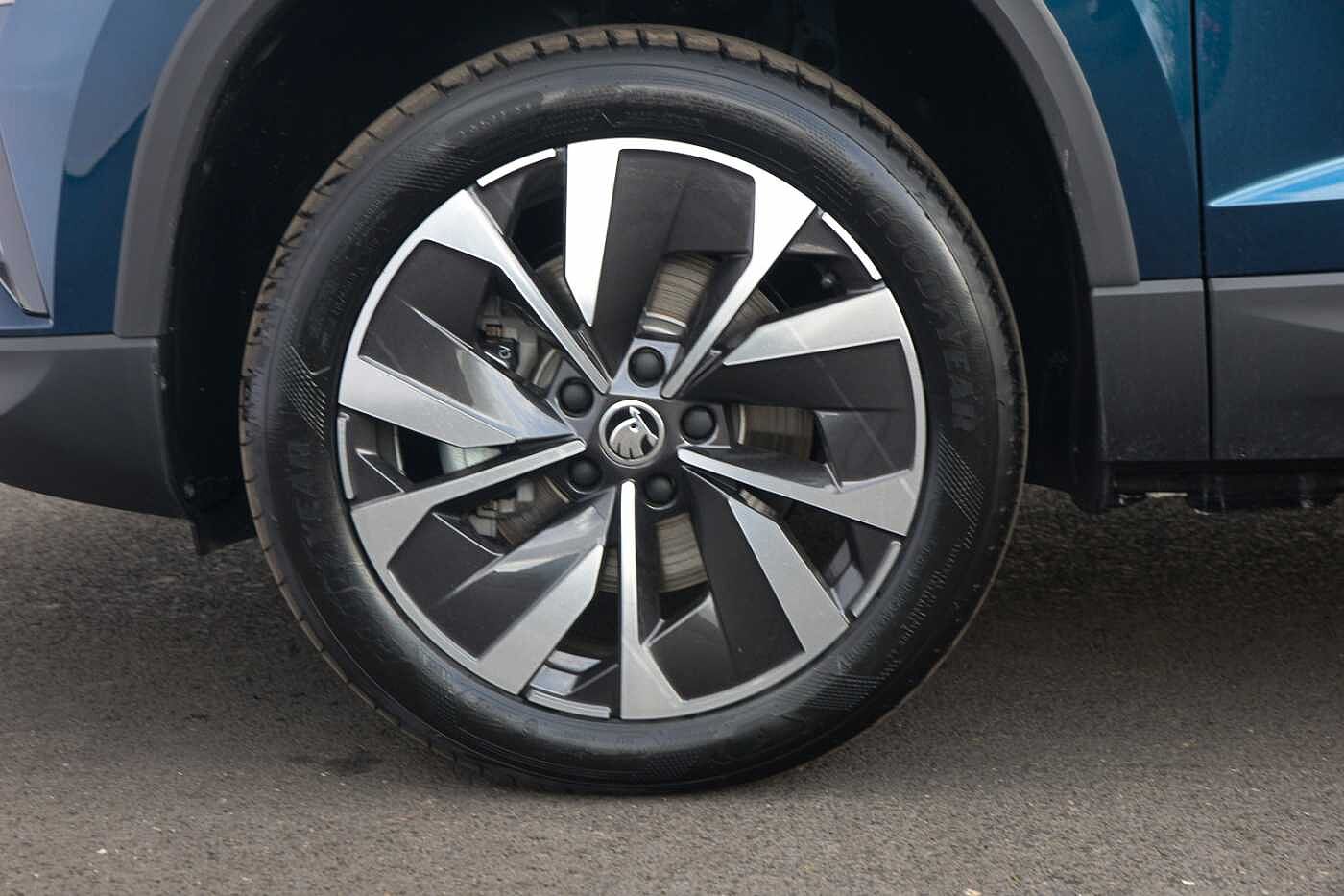 Used Skoda Karoq 2023 for sale - 77019123: Photo 5