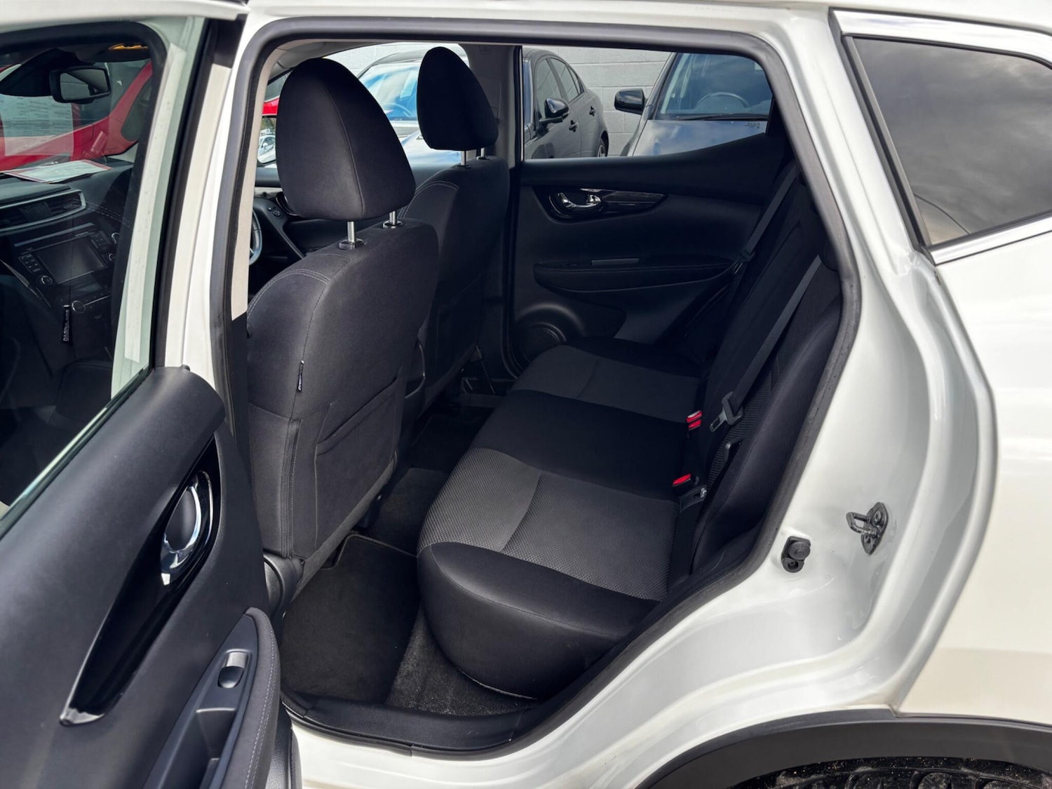 Used Nissan Qashqai 2016 for sale - 76866249: Photo 9