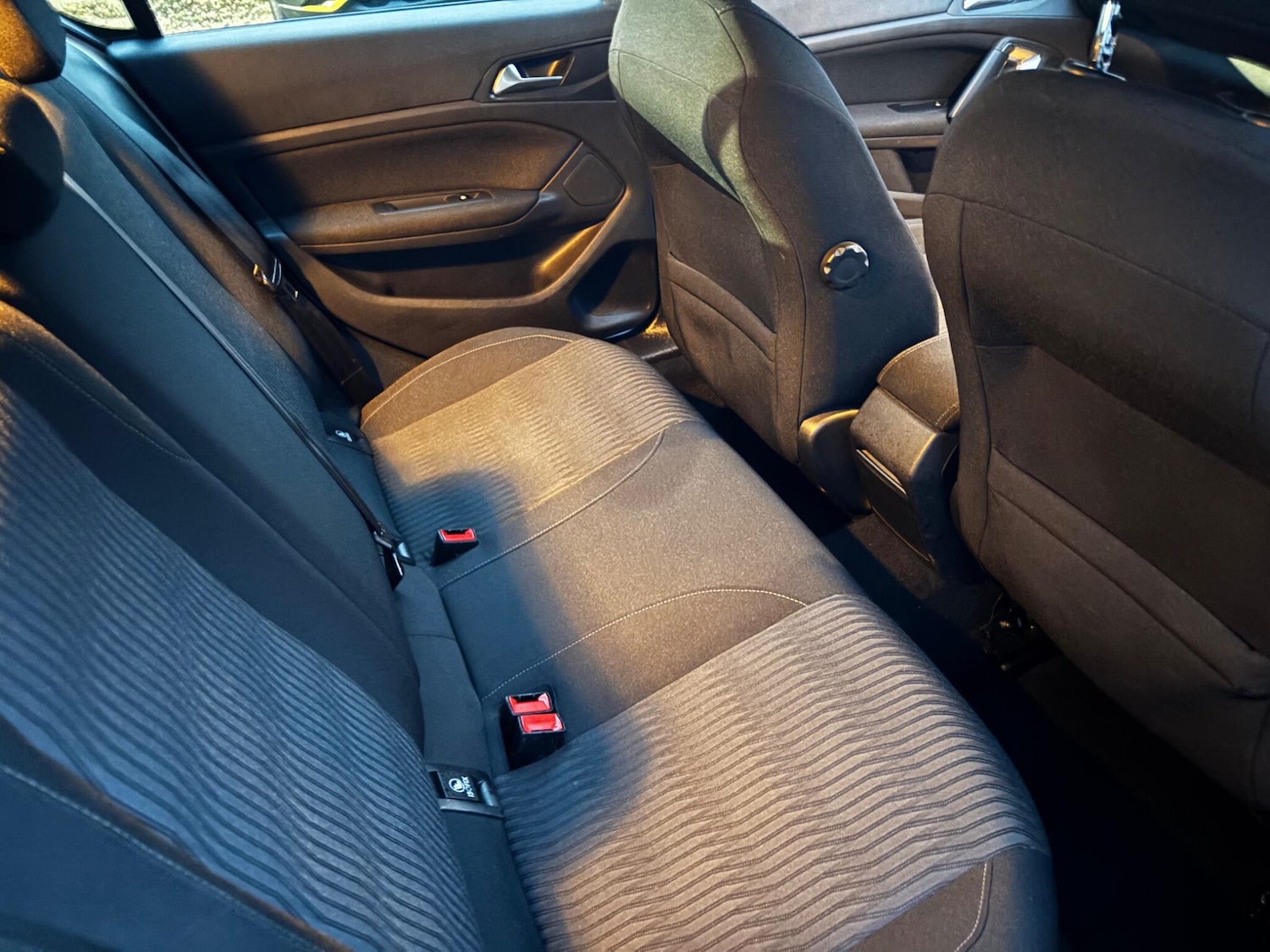 Used Peugeot 308 2015 for sale - 76573555: Photo 10