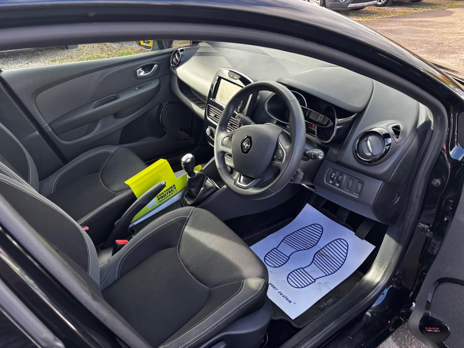 Used Renault Clio 2016 for sale - 76361253: Photo 11