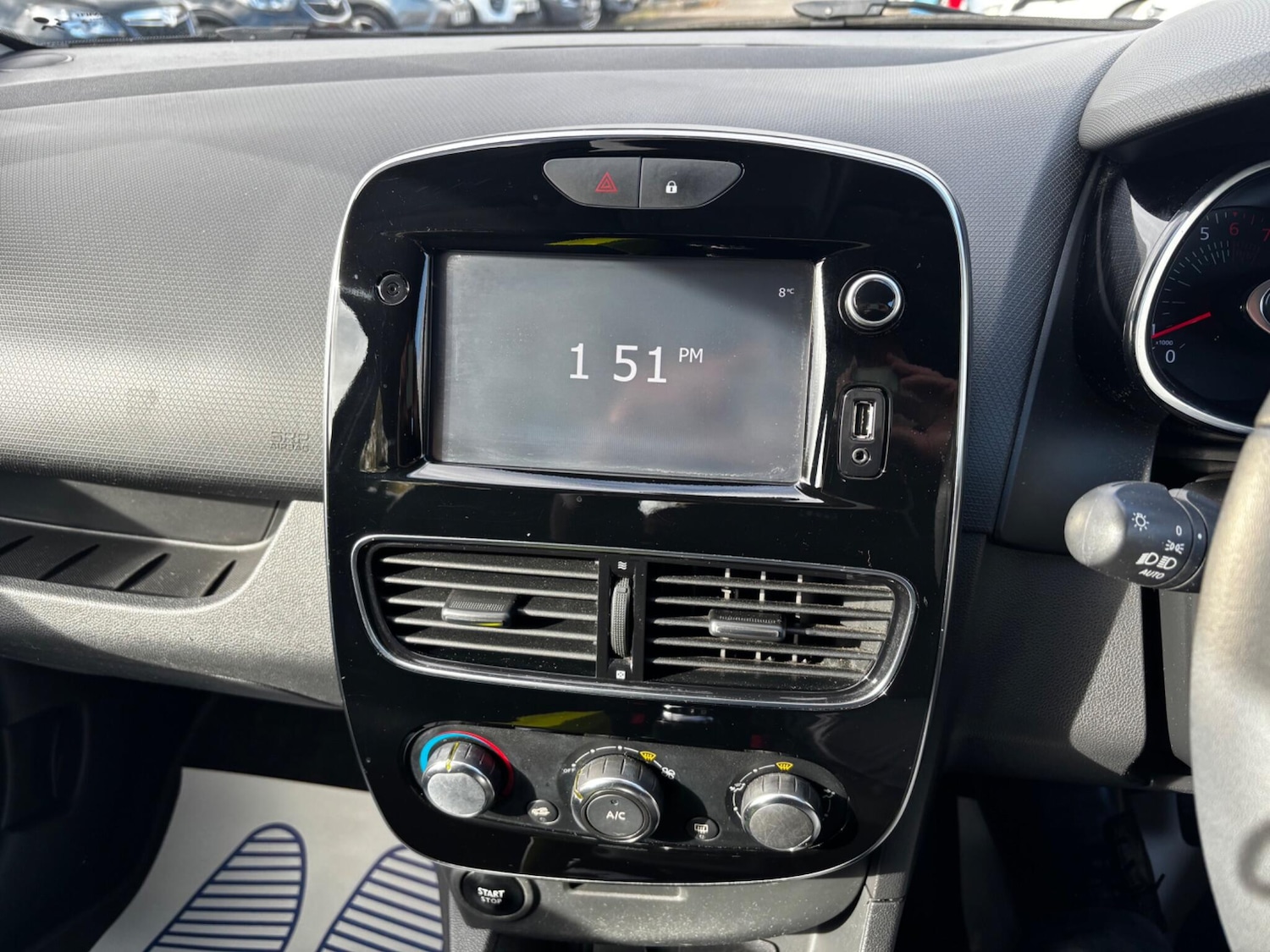 Used Renault Clio 2016 for sale - 76361253: Photo 12