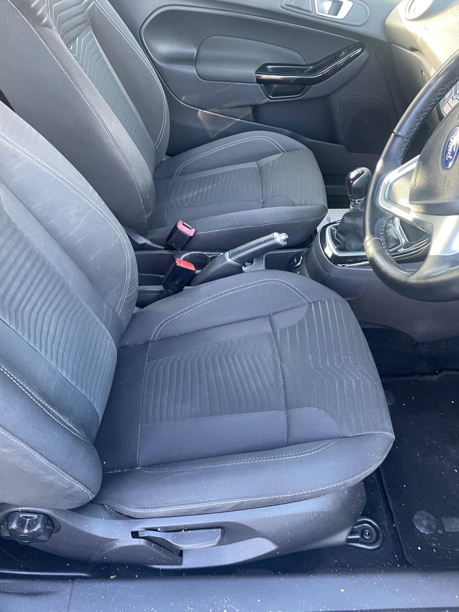 Used Ford Fiesta 2014 for sale - 76865974: Photo 2