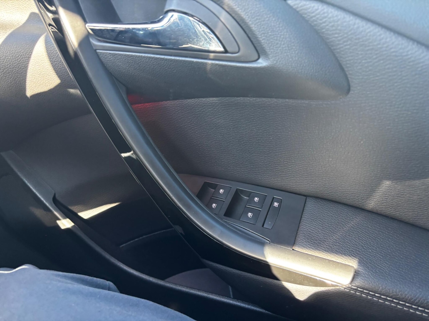 Used Vauxhall Astra 2015 for sale - 76865126: Photo 13