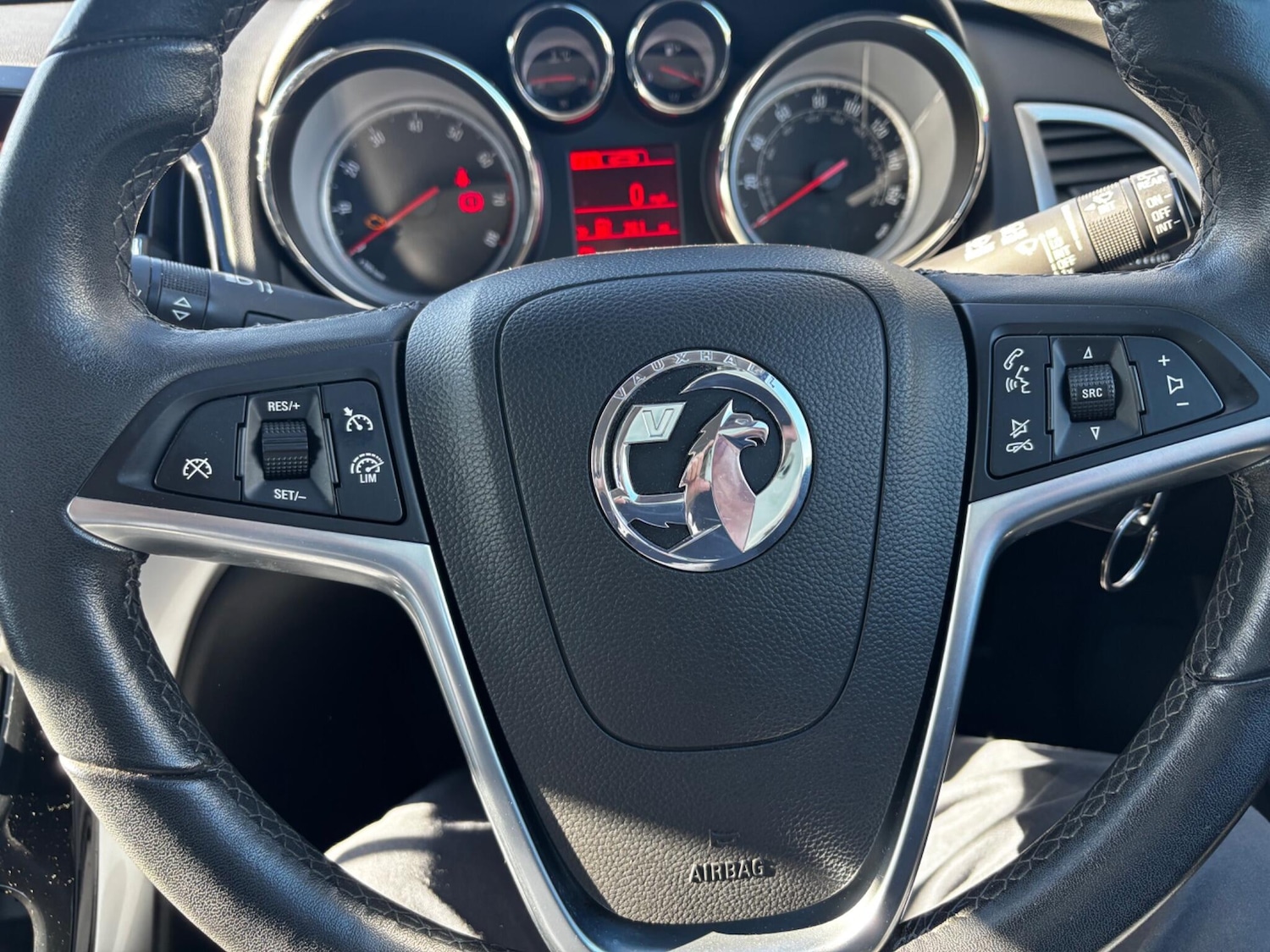 Used Vauxhall Astra 2015 for sale - 76865126: Photo 15