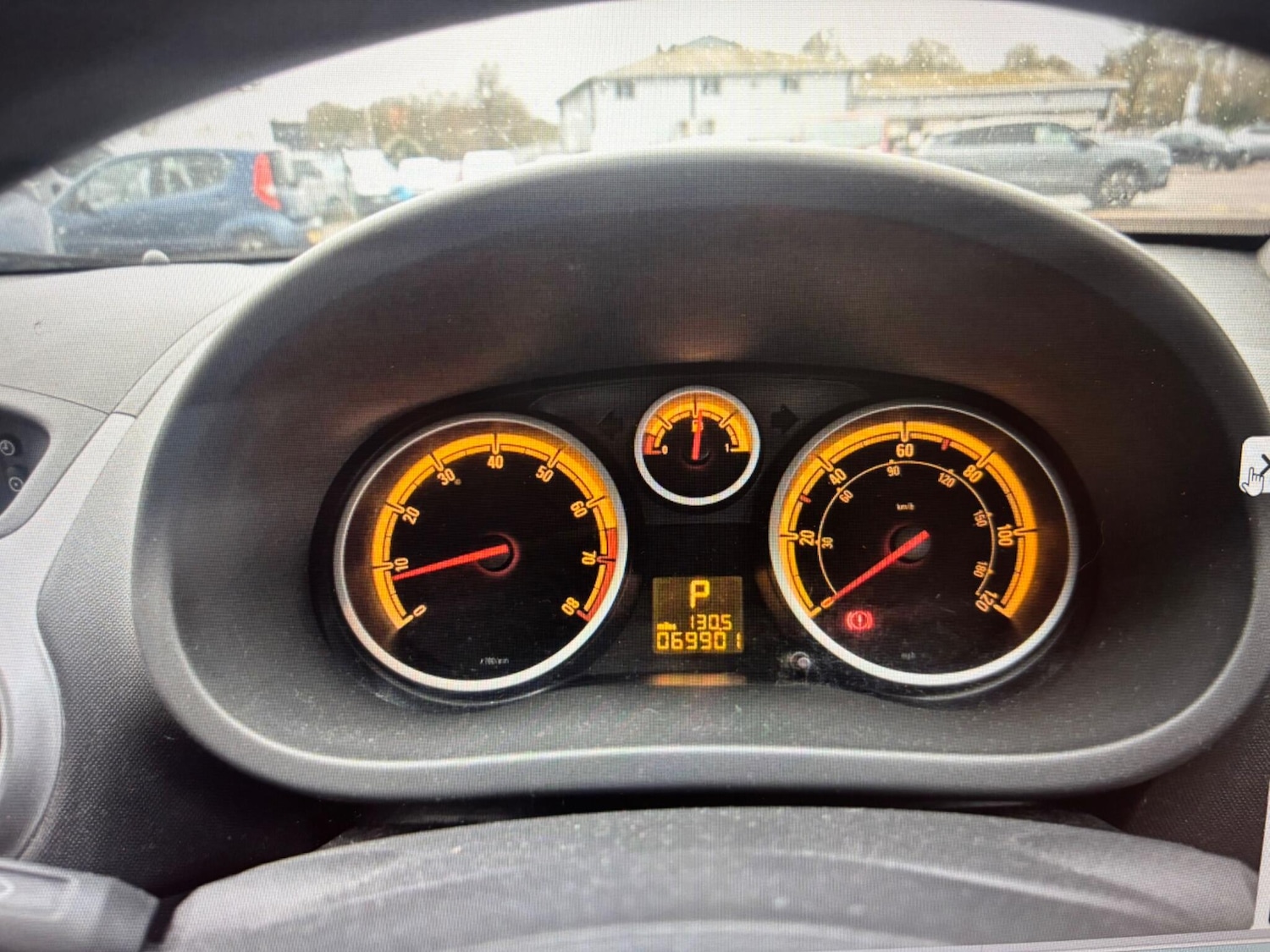 Used Vauxhall Corsa 2013 for sale - 77695734: Photo 5