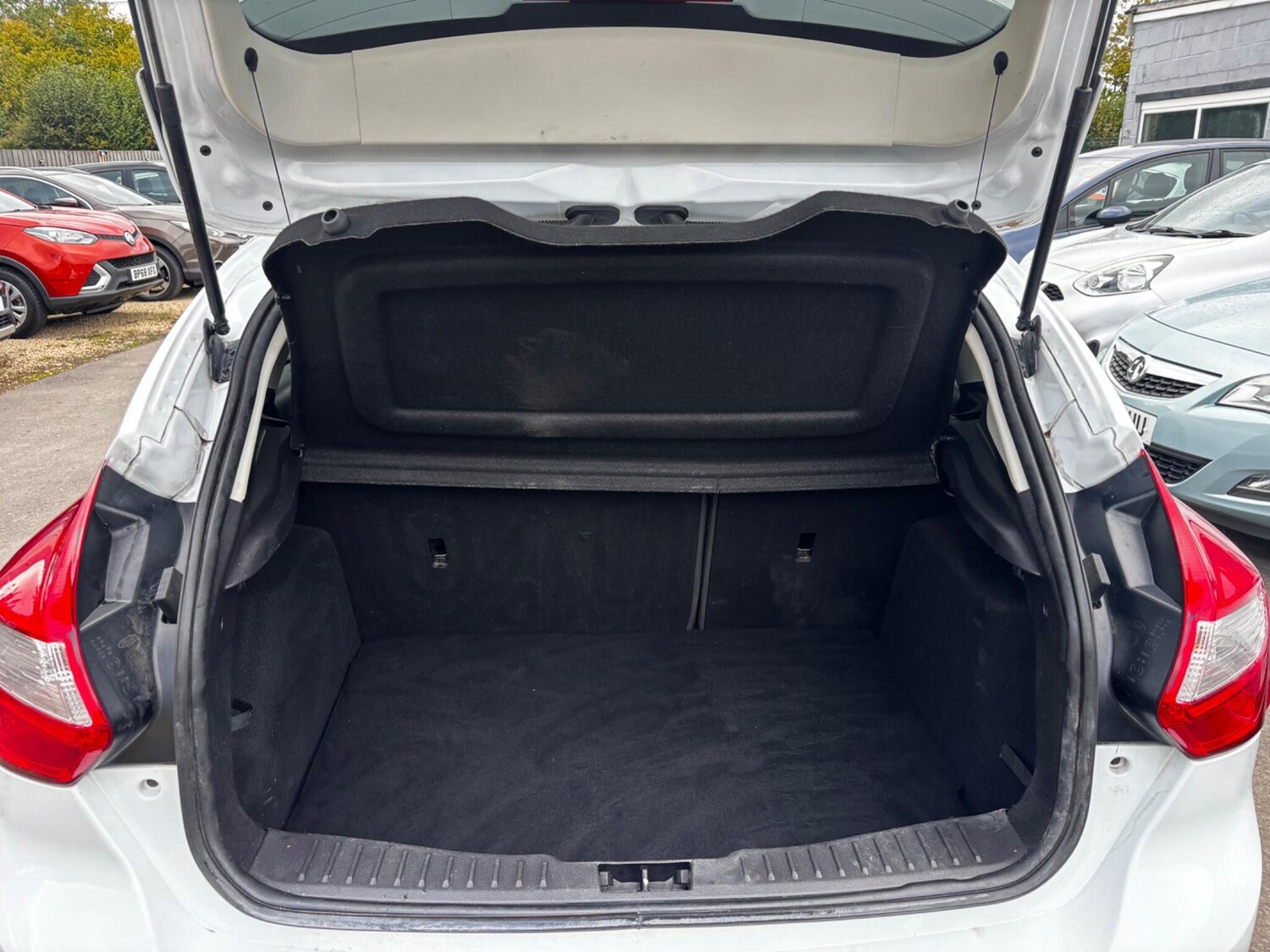 Used Ford Focus 2013 for sale - 76174614: Photo 7