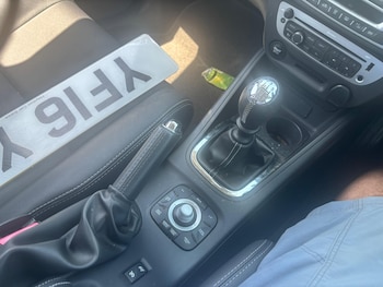 Used Renault Megane 2016 for sale - 78934716: Photo