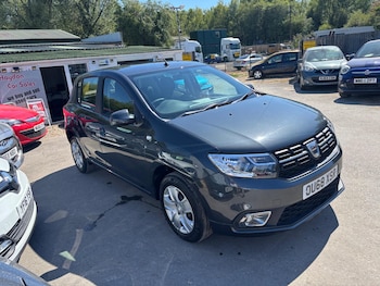 Used Dacia Sandero 2018 for sale - 79475625: Photo