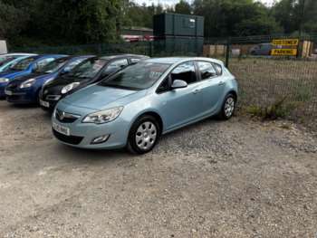 2010 (10) - 1.4 16v Exclusiv Euro 5 5dr