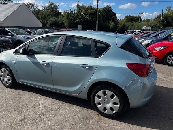Used Vauxhall Astra 2010 for sale - 75378388: Photo 4