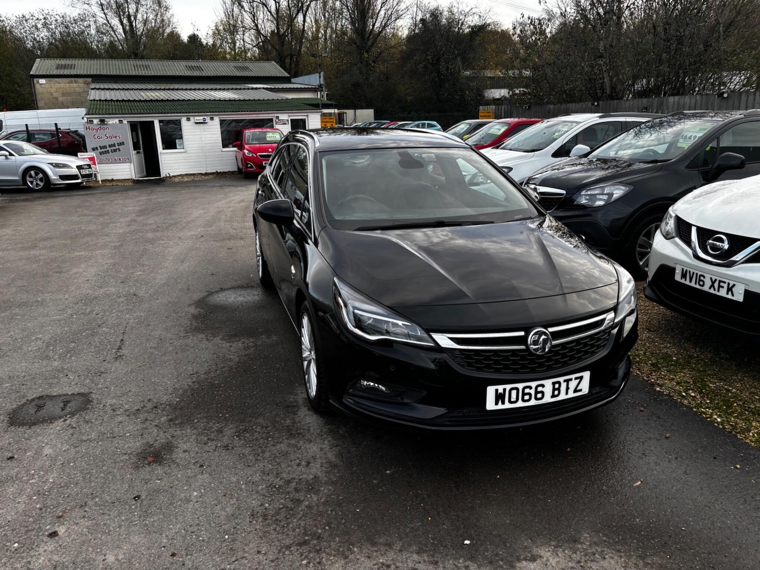Used Vauxhall Astra 2017 for sale - 76865662: Photo 1