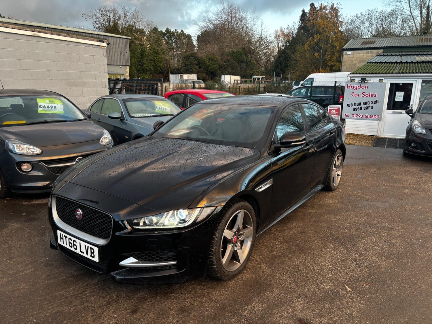 Used Jaguar XE 2017 for sale - 76753130: Photo 1