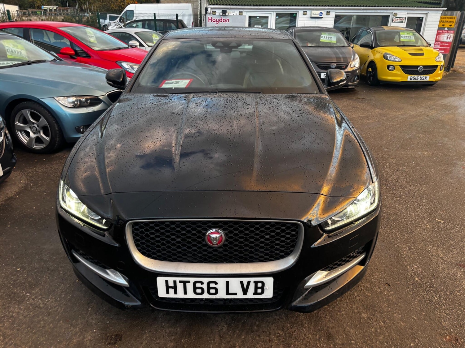 Used Jaguar XE 2017 for sale - 76753130: Photo 2