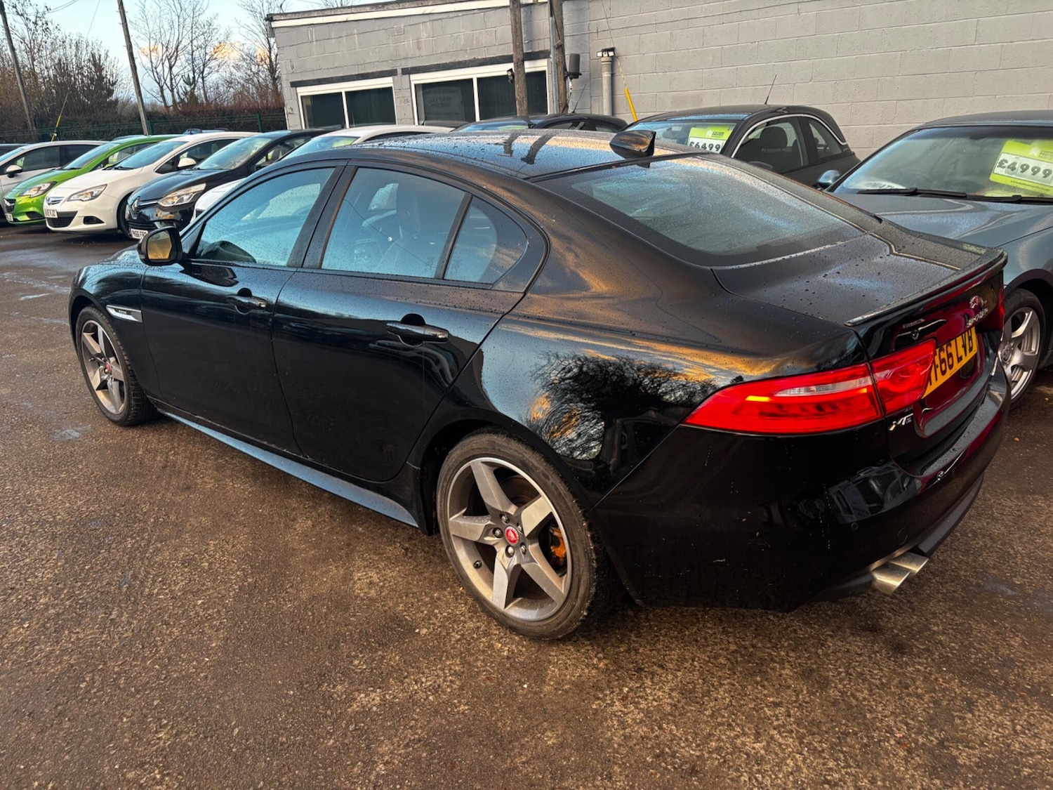 Used Jaguar XE 2017 for sale - 76753130: Photo 5