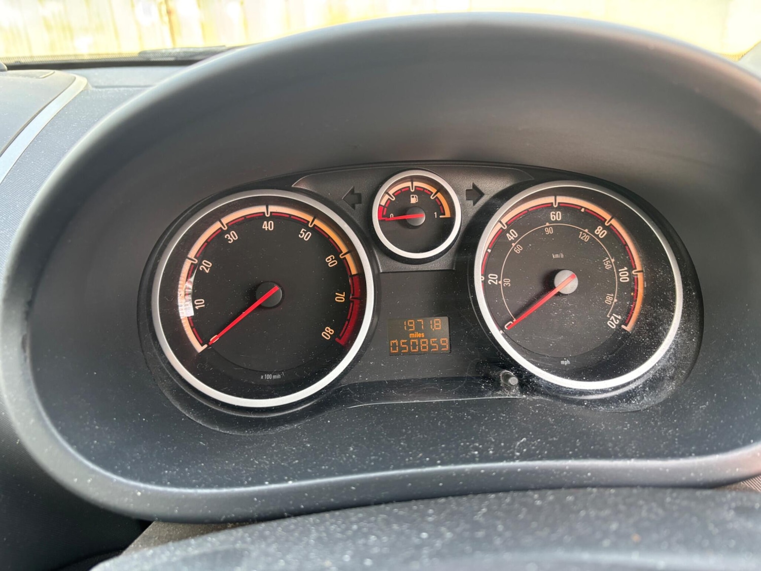 Used Vauxhall Corsa 2009 for sale - 77970202: Photo 3