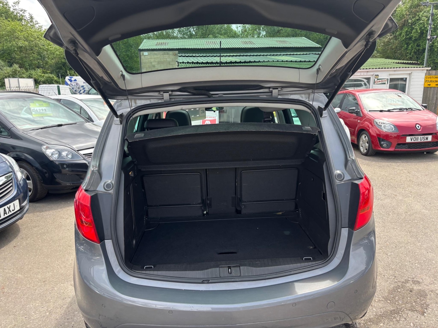 Vehicle 7