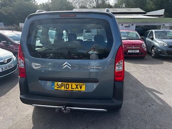 Used Citroen Berlingo 2010 for sale - 75600322: Photo