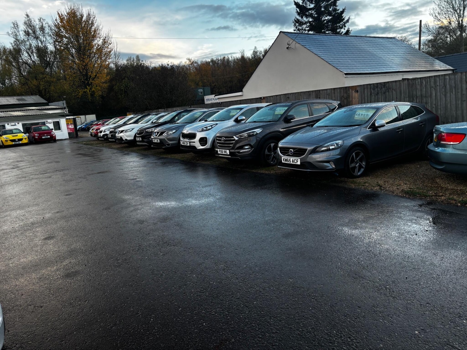 Used Vauxhall Corsa 2014 for sale - 76484277: Photo 2