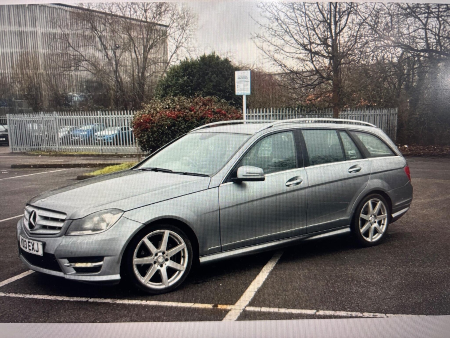 Used Mercedes-Benz C Class 2013 for sale - 77550566: Photo 3