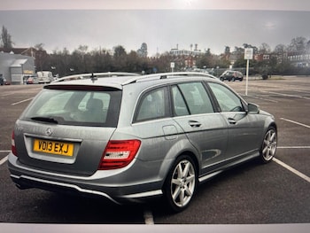 Used Mercedes-Benz C Class 2013 for sale - 77550566: Photo