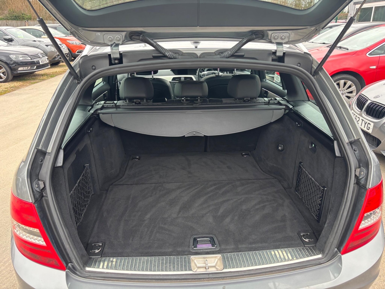 Used Mercedes-Benz C Class 2013 for sale - 77550566: Photo 9