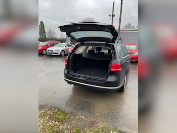 Used Volkswagen Passat 2011 for sale - 77040587: Photo