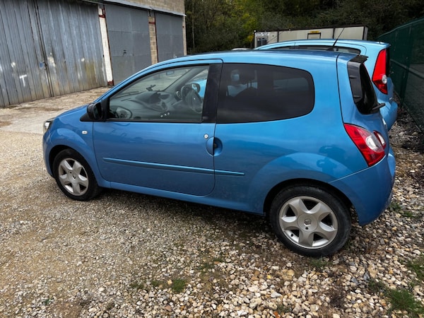 Used Renault Twingo 2014 for sale - 76215283: Photo 2