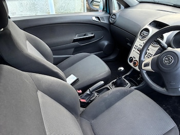 Used Vauxhall Corsa 2010 for sale - 76778107: Photo