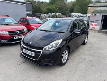 Used Peugeot 208 2015 for sale - 79381973: Photo