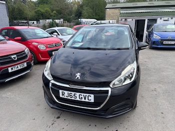Used Peugeot 208 2015 for sale - 79381973: Photo