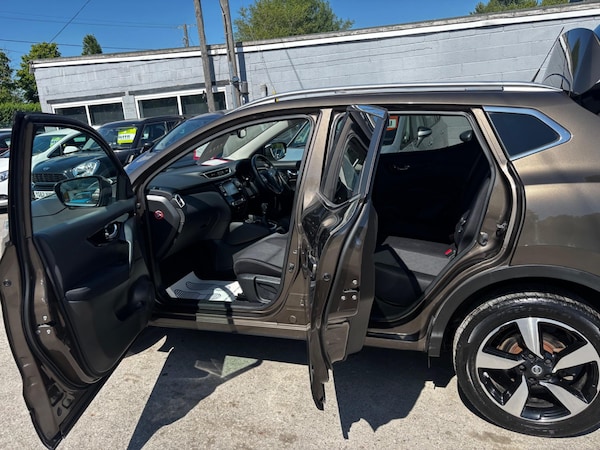Used Nissan Qashqai 2016 for sale - 75600801: Photo 10