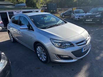 Used Vauxhall Astra 2015 for sale - 76032370: Photo 3