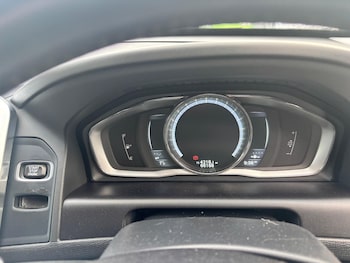 Used Volvo XC60 2015 for sale - 76865382: Photo