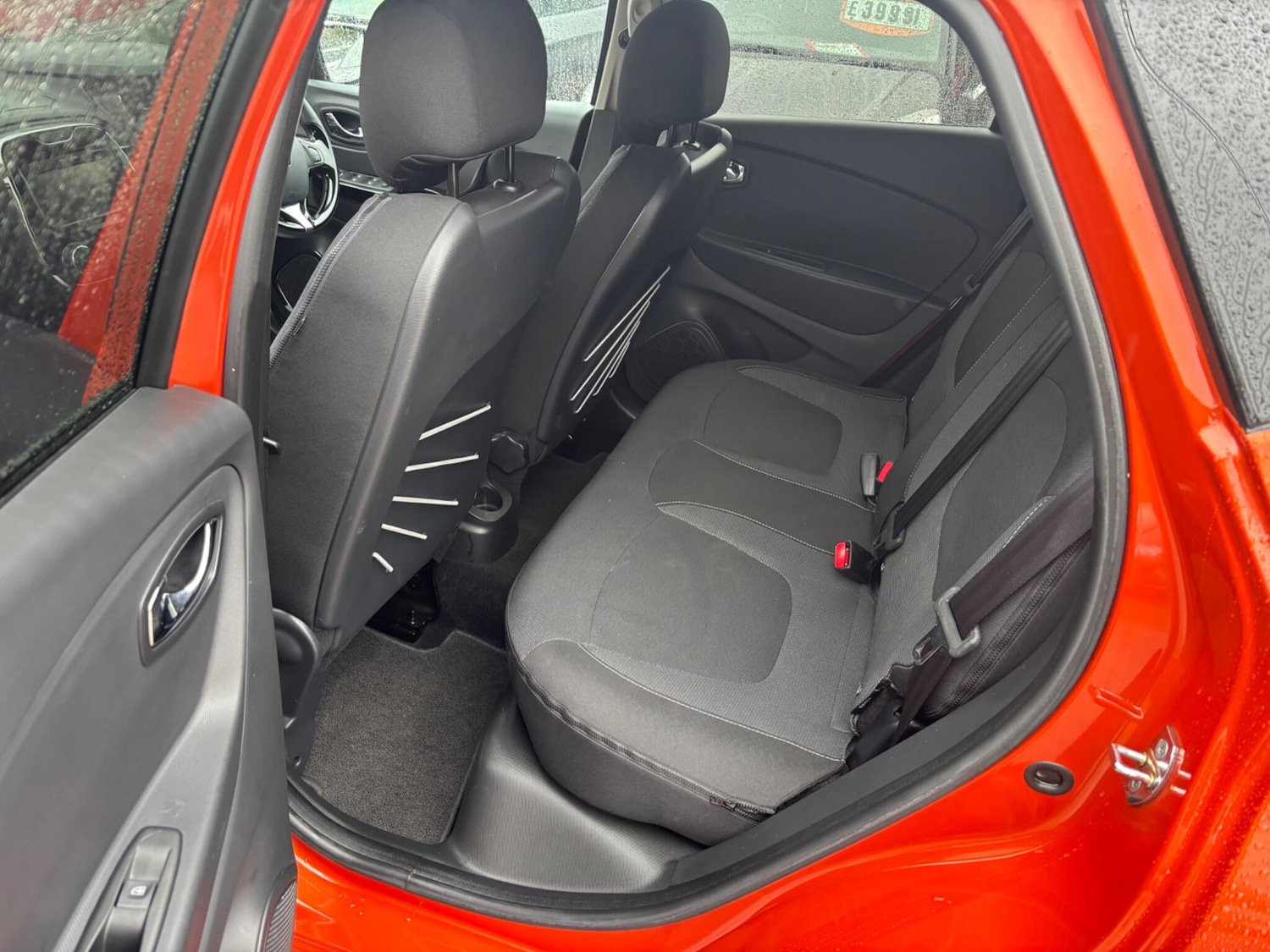 Used Renault Captur 2015 for sale - 77425603: Photo 10