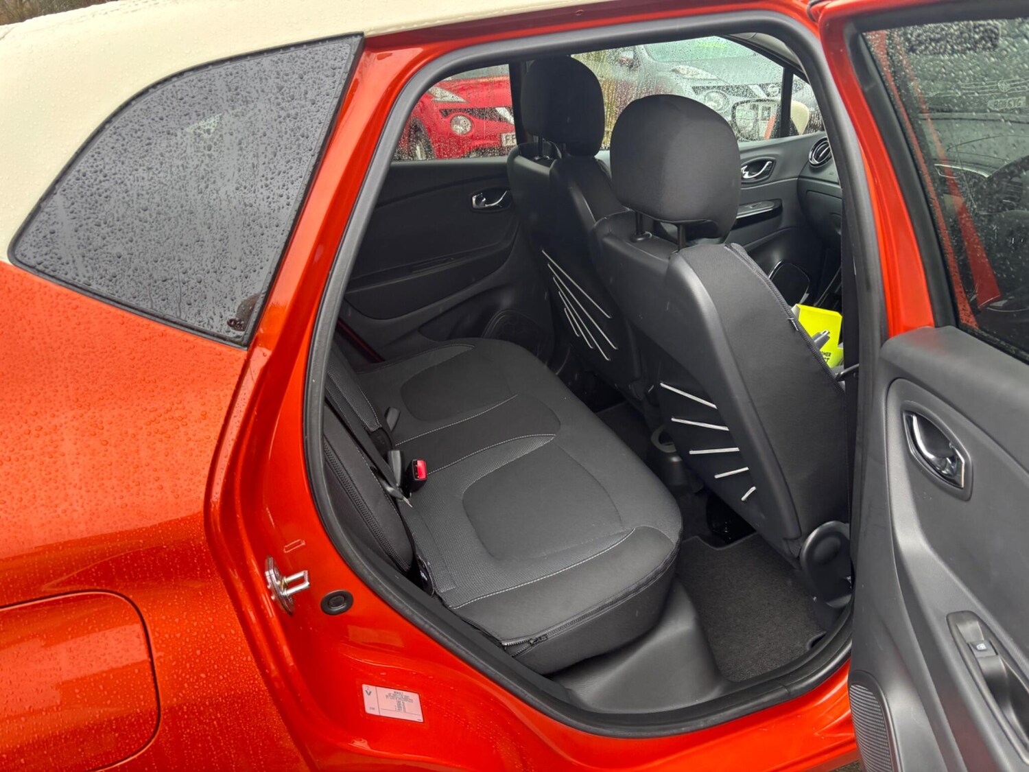 Used Renault Captur 2015 for sale - 77425603: Photo 11