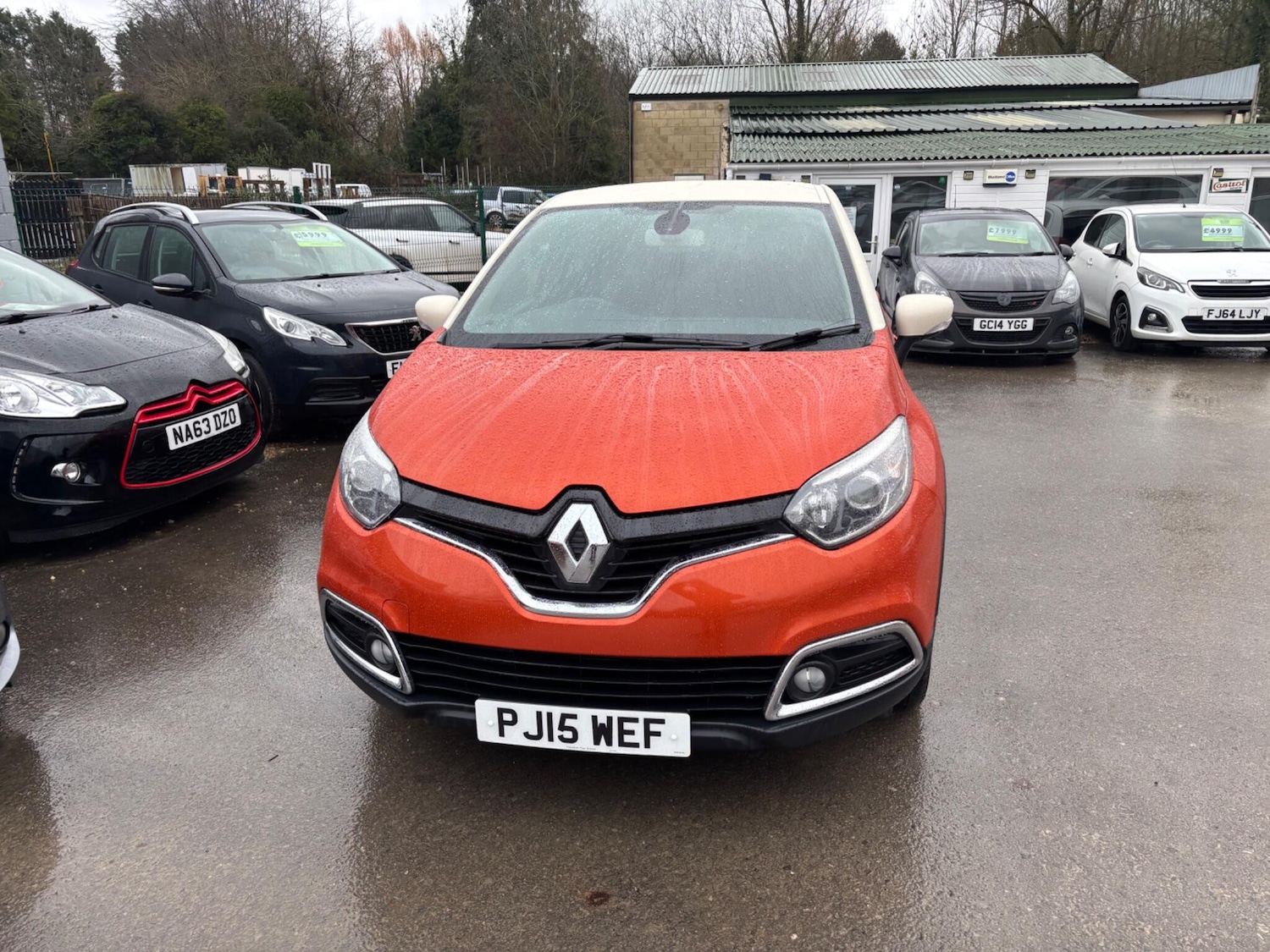 Used Renault Captur 2015 for sale - 77425603: Photo 2