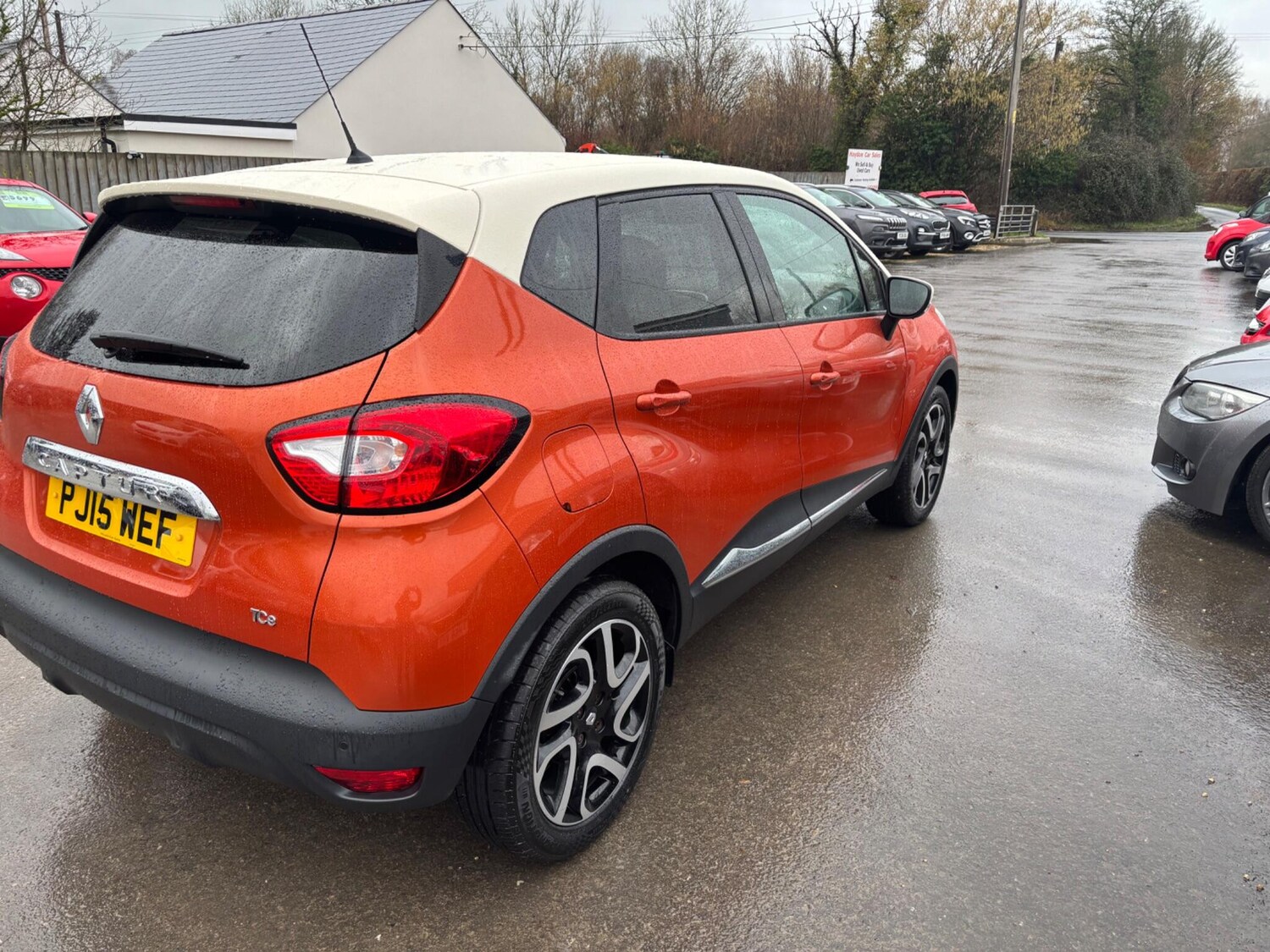 Used Renault Captur 2015 for sale - 77425603: Photo 4