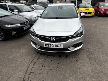 Used Vauxhall Astra 2020 for sale - 76071819: Photo 2
