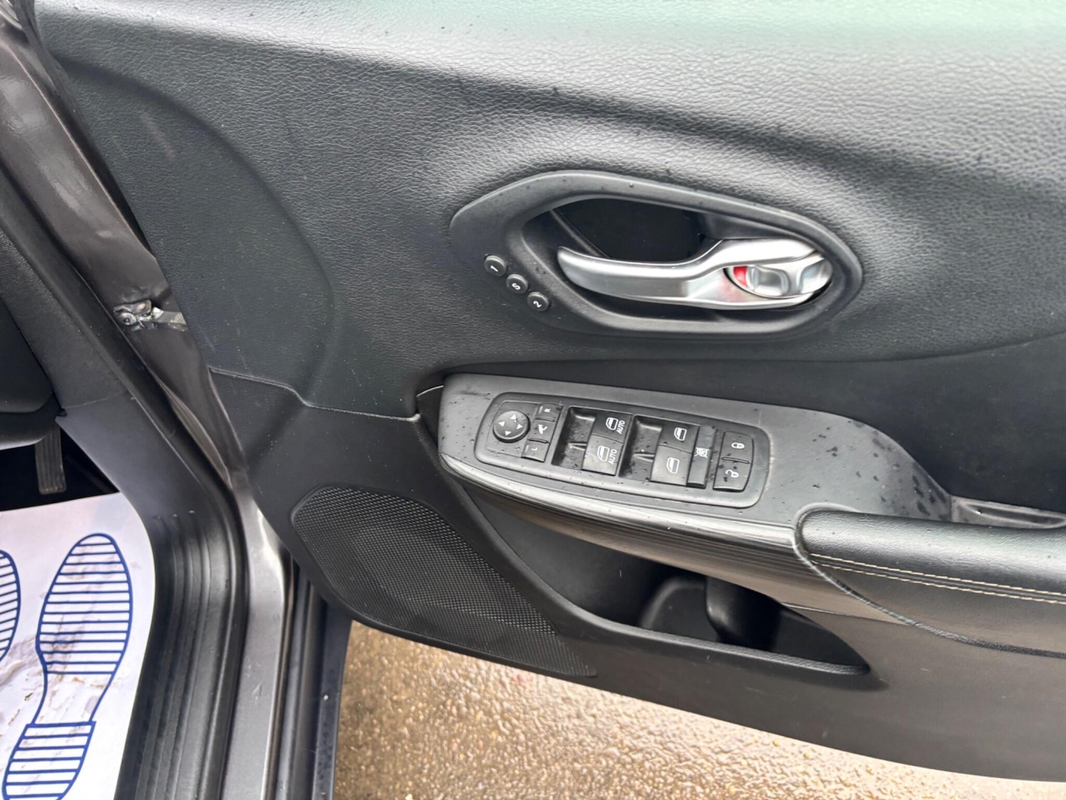 Used Jeep Cherokee 2016 for sale - 76856008: Photo 12