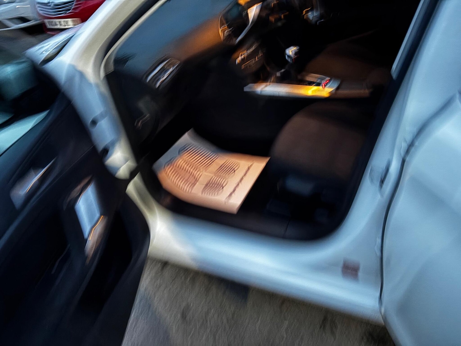 Used Peugeot 308 2015 for sale - 76866398: Photo 7