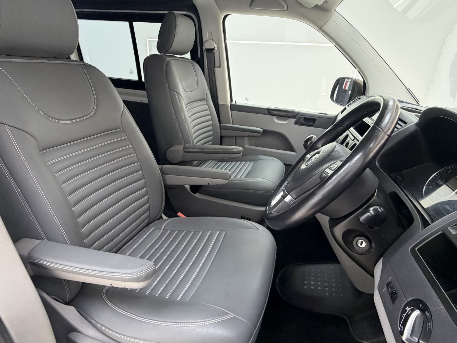 Used Volkswagen Transporter 2012 for sale - 77921340: Photo 8