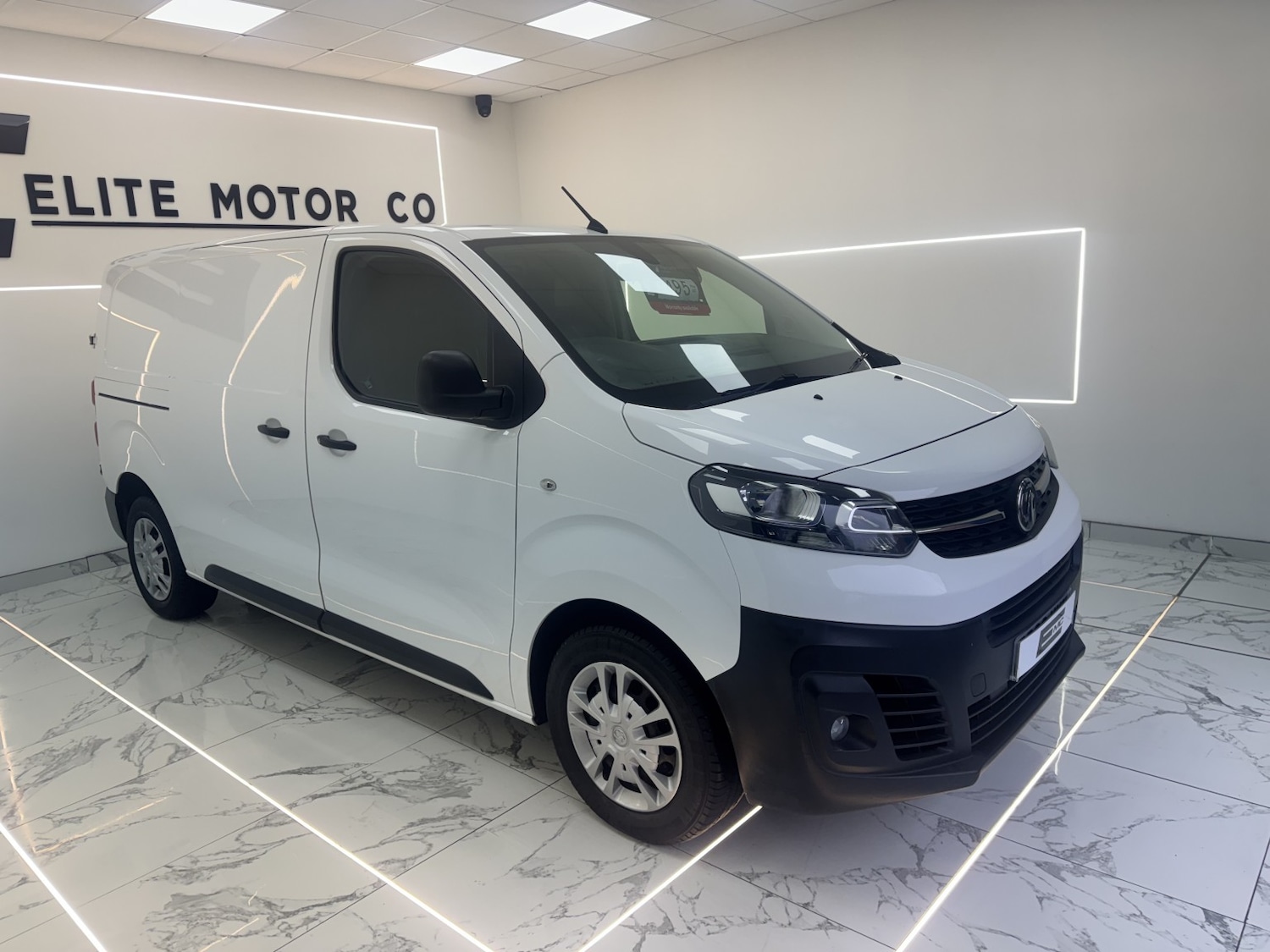 Used Vauxhall Vivaro 2019 for sale - 77718076: Photo 3