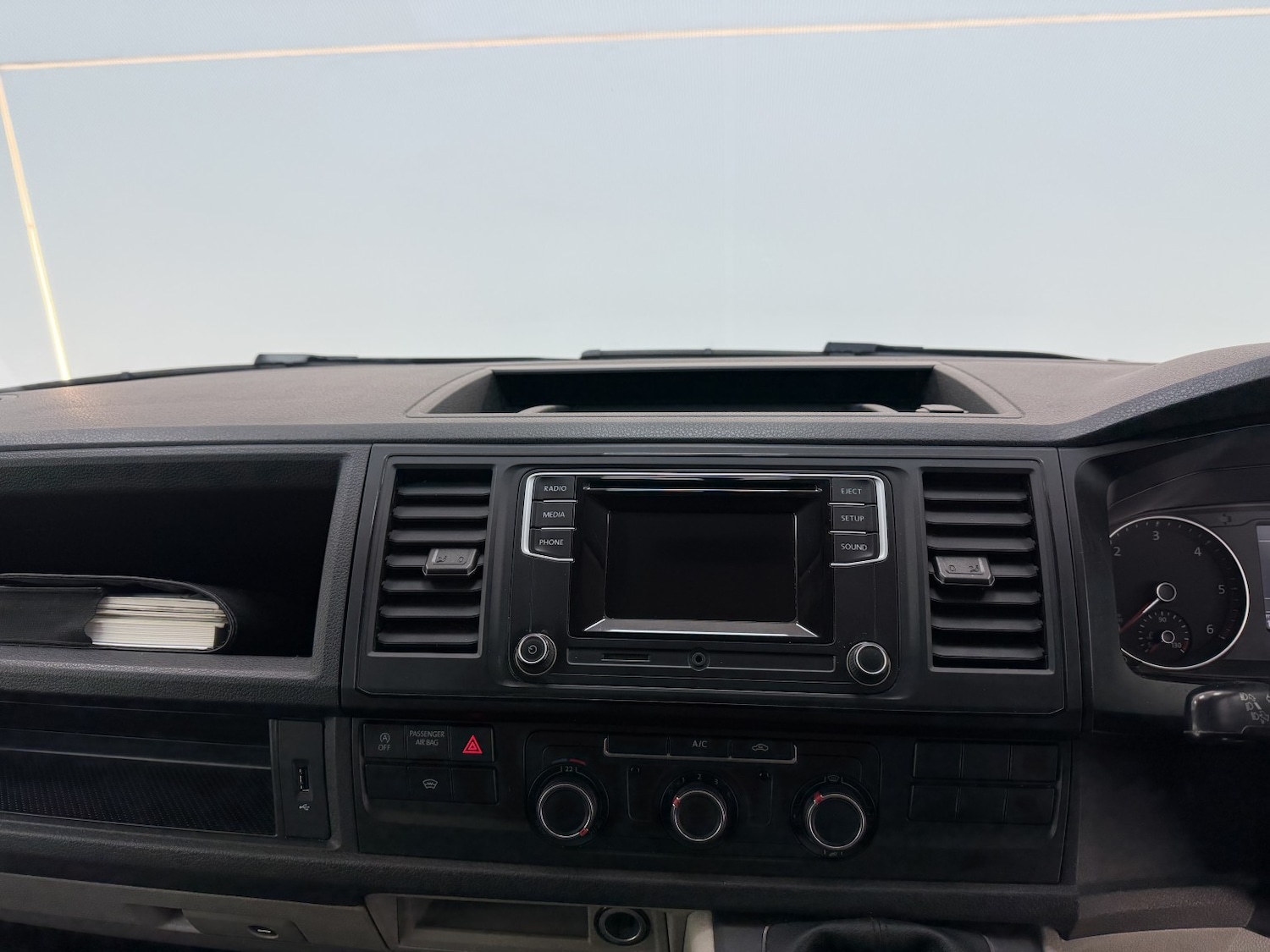 Used Volkswagen Transporter 2016 for sale - 77837013: Photo 7